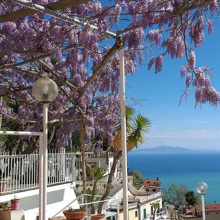 Le Terrazze Di Cristina Bed & Breakfast Vietri Exterior foto