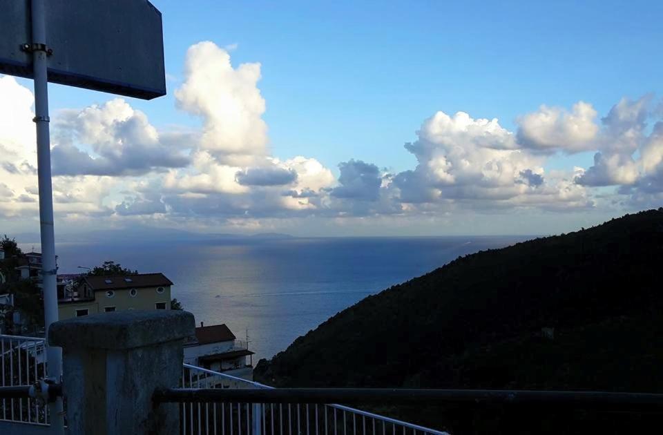 Le Terrazze Di Cristina Bed & Breakfast Vietri Exterior foto