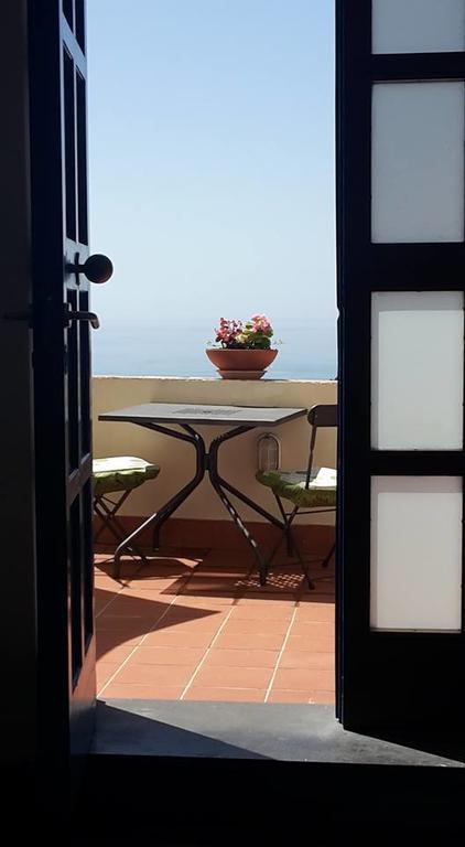 Le Terrazze Di Cristina Bed & Breakfast Vietri Exterior foto