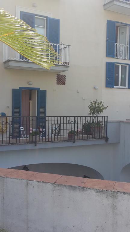 Le Terrazze Di Cristina Bed & Breakfast Vietri Exterior foto