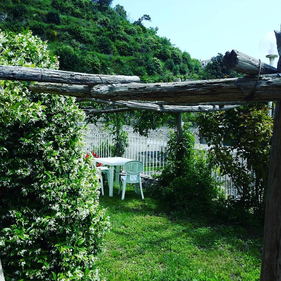 Le Terrazze Di Cristina Bed & Breakfast Vietri Exterior foto