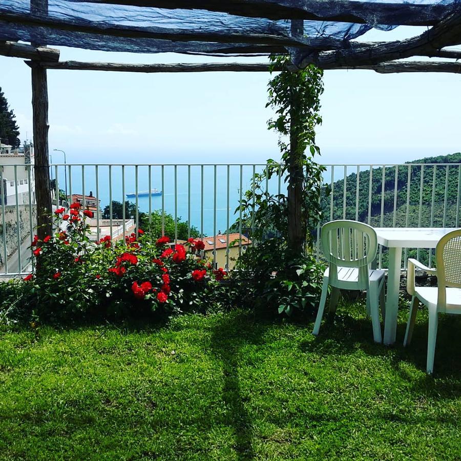 Le Terrazze Di Cristina Bed & Breakfast Vietri Exterior foto
