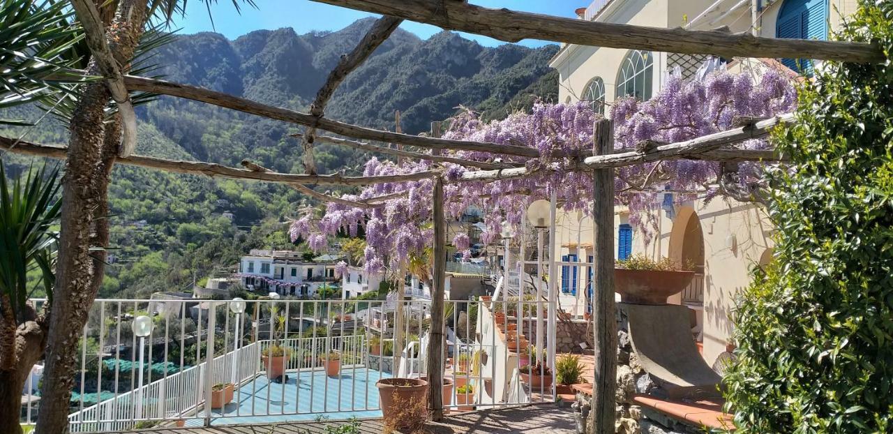 Le Terrazze Di Cristina Bed & Breakfast Vietri Exterior foto